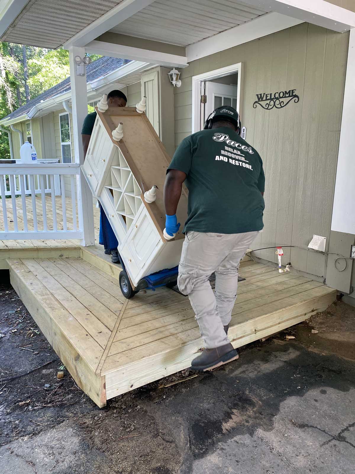 team moving contents
